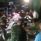 Membaur,Satgas TMMD Sintang Makan Bersama Warga