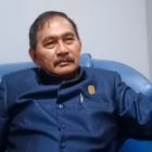 Warga Minta Perbaikan Jalan