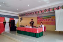 Kepala Bappenda Mewakili Wabup Sintang Berikan Materi Pada Seminar PPHTGD di Balai Pegodai