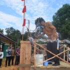 Bupati Sintang Melakukan Peletakan Batu Pertama Gedung GKII Air Hidup Lintang Tambuk
