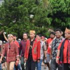 Wakil Ketua DPRD Sintang Pimpin Aksi Damai Di Depan Gedung Pengadilan Negri Sintang