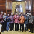 Reses Ke Sintang, Cornelis Dengar Curhat Dari Perbatasan