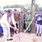 Bupati Sintang Hadiri Deklarasi Desa ODF Di Desa Menaong