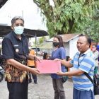 Bupati Sintang Secara Simbolis Launching Bantuan Sosial Tunai (BST) Kepada Masyarakat Sintang Terdampak Covid-19