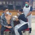 Dinkes Lakukan Vaksinasi Covid-19 Terhadap Dewan Sintang