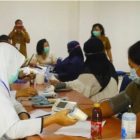RSUD Ade M Djoen Sintang Gelar Vaksinasi Perdana Bagi Nakes