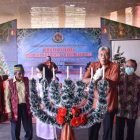 Bupati Sintang Hadiri Natal Bersama Warga Hikayo