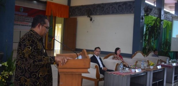 Buka Sosialisasi Hasil Pengukuran Baseline Pemetaan Budaya Berakhlak ASN Sintang, Ini Pesan Melkianus