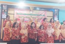 Lomba Cerdas Cermat Dan Rangkai Bunga Untuk Peringati Hari DWP