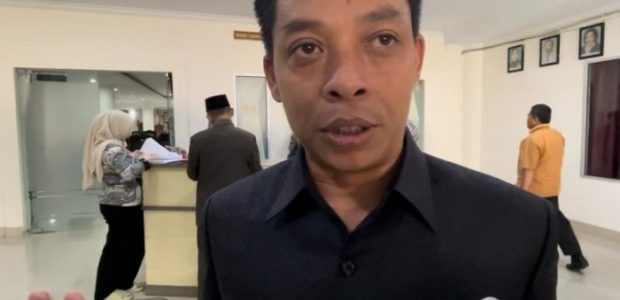 Jalan Ketungau Rusak Parah, DPRD Sintang Sarankan Pemkab Perkuat Transportasi Air sebagai Alternatif