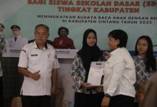40 Siswa Kelas 4 SD/MI dari 20 Sekolah Ikuti Lomba Bercerita di Perpustakaan Daerah Sintang