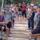 Warga Resah, Jembatan Penghubung Batu Netak – Sungai Garong di Kayan Hilir Rusak Parah