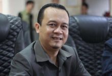 DPRD Sintang Apresiasi Aksi Damai Ormas di PN Sintang, Ingatkan Pentingnya Menghormati Proses Hukum