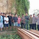 Kantor Camat Dibuka Kembali,  DPRD dan Pemda Turun Tangan Atasi Jembatan Rusak