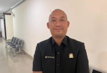 DPRD Sintang Minta Perusahaan Maksimalkan CSR untuk Perbaikan Jalan Rusak