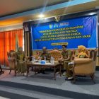 Sekda Sintang Buka Sosialisasi Peningkatan Ekonomi Keluarga