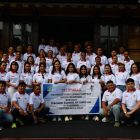 Bupati Sintang Lepas Tim Kabupaten Sintang Menuju Pesparawi Nasional XIV di Papua Barat