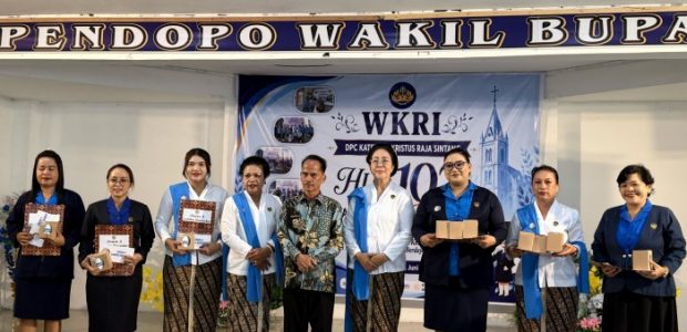 Bupati Sintang Hadiri Perayaan Puncak HUT WKRI Ke 102 DPC Katedral Kristus Raja Sintang