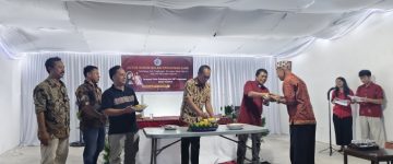 HUT ke-2 Lingkungan Santa Faustina Paroki MRSA Sintang, Umat Diajak Tak Pilih-pilih dalam Menolong Sesama